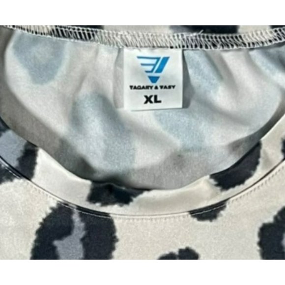 Cheetah Print Scoop Neck T-shirt Size XL - Picture 4 of 6